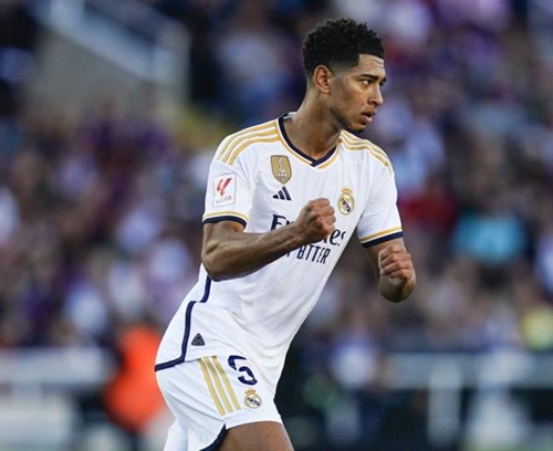 杜兰特篮下补篮，逆转比赛（杜兰特补篮扭转战局）