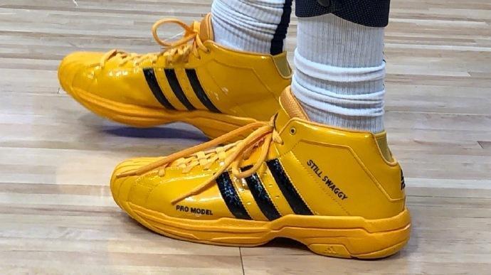 如何提高倒地铲球成功率？（滑铲成功率提升指南）