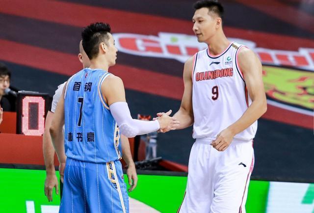 詹姆斯关键助攻锁定胜利（詹姆斯送出制胜助攻奠定胜局）