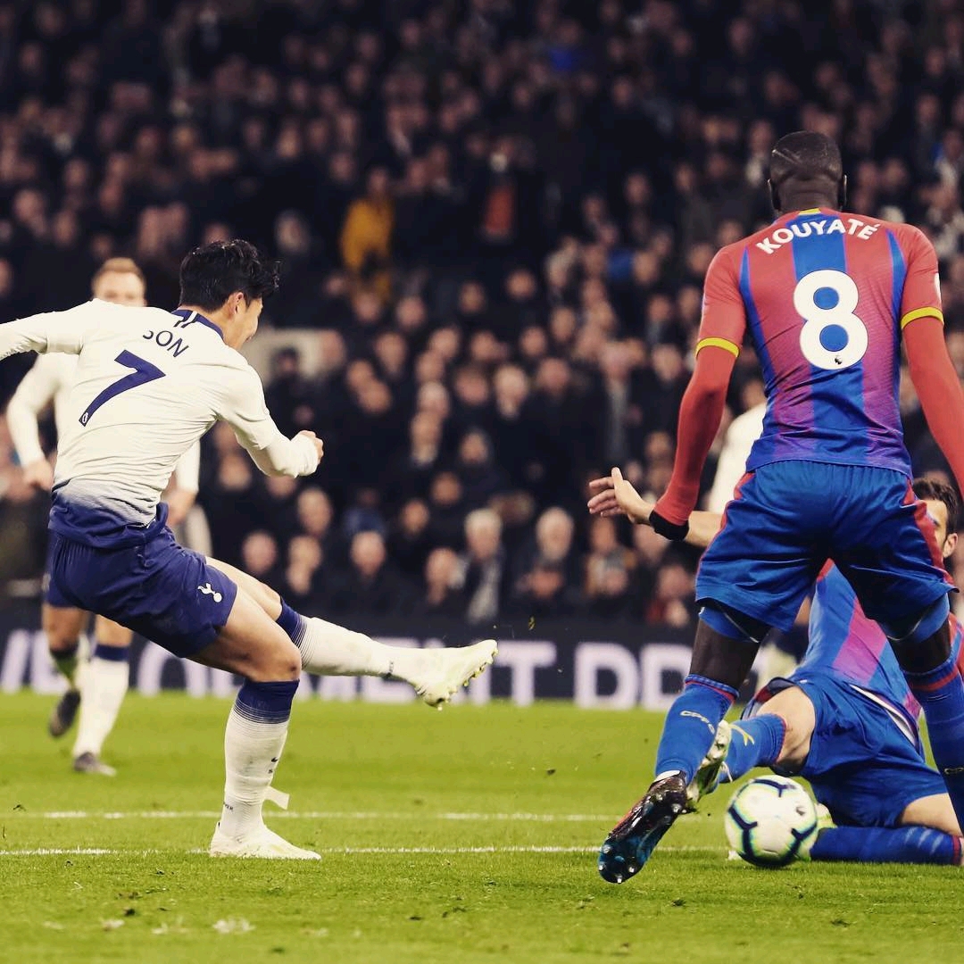 意甲战报：索尔斯比头球制胜，热那亚2-1力克维罗纳（意甲：索尔斯比头槌建功，热那亚2-1击败维罗纳）