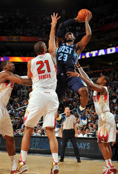 广厦男篮末节绝杀福建（广厦男篮末节上演绝杀击败福建队）